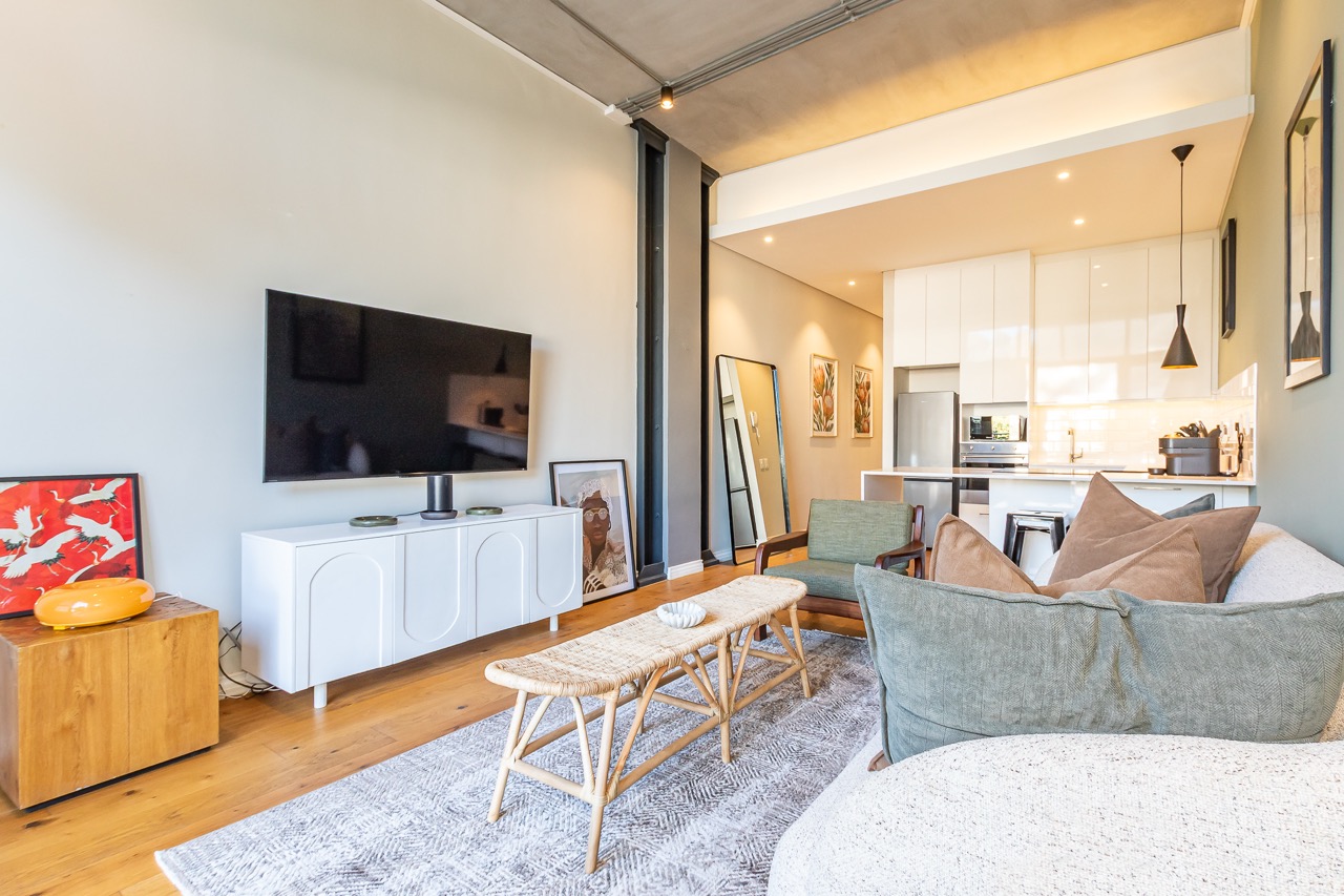 108 Docklands_ Luxury One Bedroom Apartment _ITC Hospitality Group_ Lounge+Kitchen (3) Large